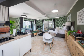 Polka Dot Executive Suite